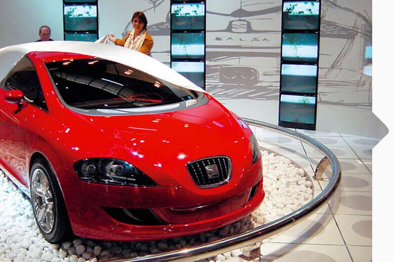 Das Konzeptauto SEAT Salsa in rot von 2000.