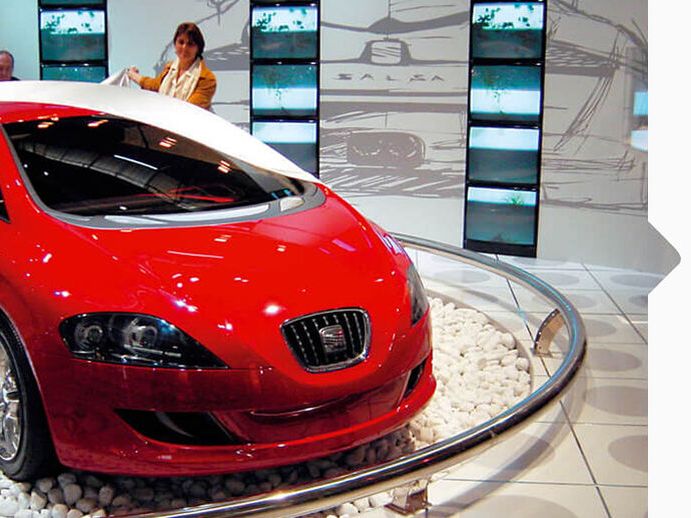 Das Konzeptauto SEAT Salsa in rot von 2000.