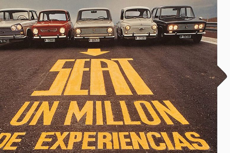 Aufnahme von 1974 mit verschiedenen SEAT Modellen nebeneinander.