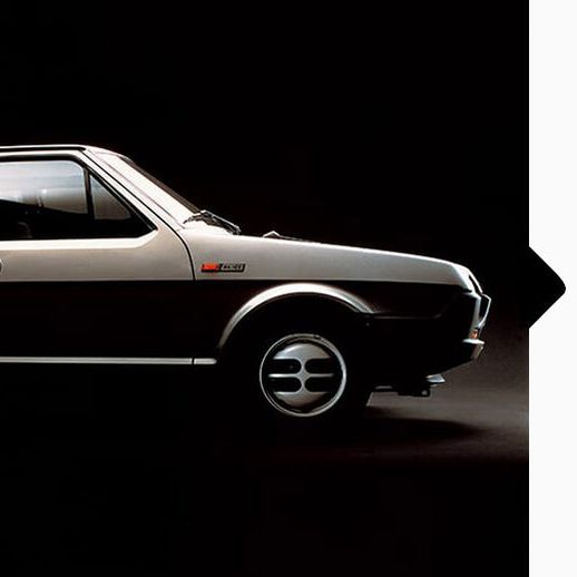 Der SEAT Ritmo in Seitenansicht aus dem Jahr 1979.